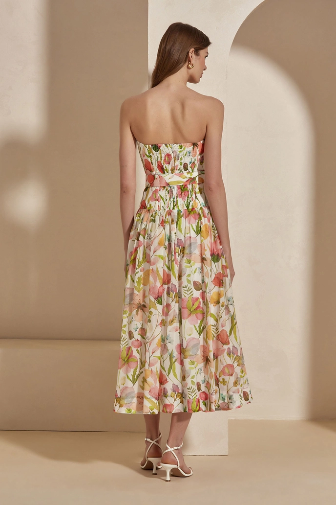 Elbise Paula Elbise